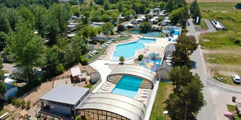 Mobil Home Tout Confort Ideal Pour 4 Personnes Dans Le Domaine De Dugny Camping 4 Etoiles, Proche De Blois, Du Zoo De Beauval Et Des Chateaux De La Loire Onzain Exterior foto
